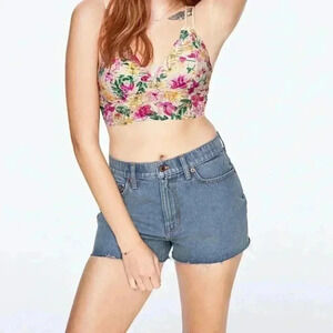 🆕VICTORIA SECRET HIGH WAIST DENIM SHORTS 25🆕